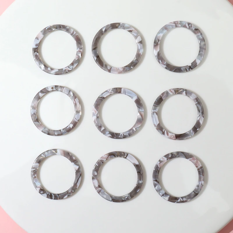 10pcs 34x34mm Round Acetate Fiber Resin Charms Pendant for Earring Necklace Kechian Headwear DIY Jewelry Making Supplies
10pcs 34x34mm Round Acetate Fiber Resin Charms Pendant for Earring Necklace Kechian Headwear DIY Jewelry Making Supplies