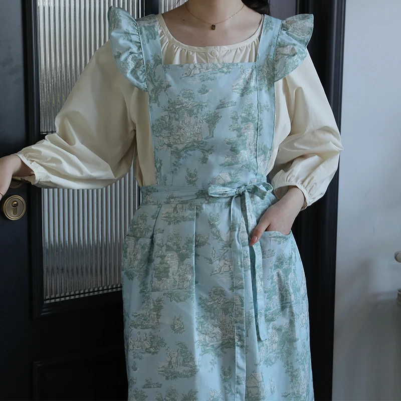 UTEYNEE Summer Print Cotton Ruffled Apron with Pockets for Kitchen Garden Water-Repellent Long Cross-back Women's Pleated Apron
UTEYNEE Summer Print Cotton Ruffled Apron with Pockets for Kitchen Garden Water-Repellent Long Cross-back Women's Pleated Apron