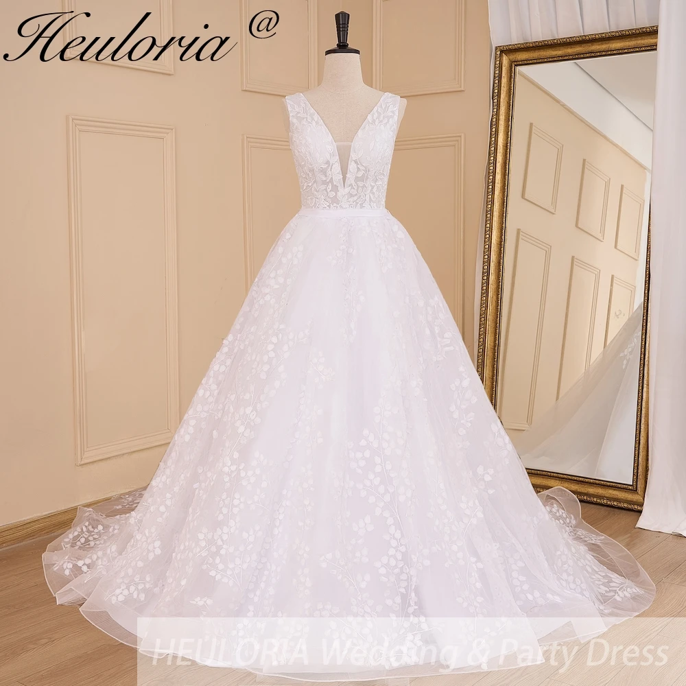 HEULORIA elegant ball gown princess wedding dress V neck lace applique bride dress Robe De Mariee Wedding gown
HEULORIA elegant ball gown princess wedding dress V neck lace applique bride dress Robe De Mariee Wedding gown