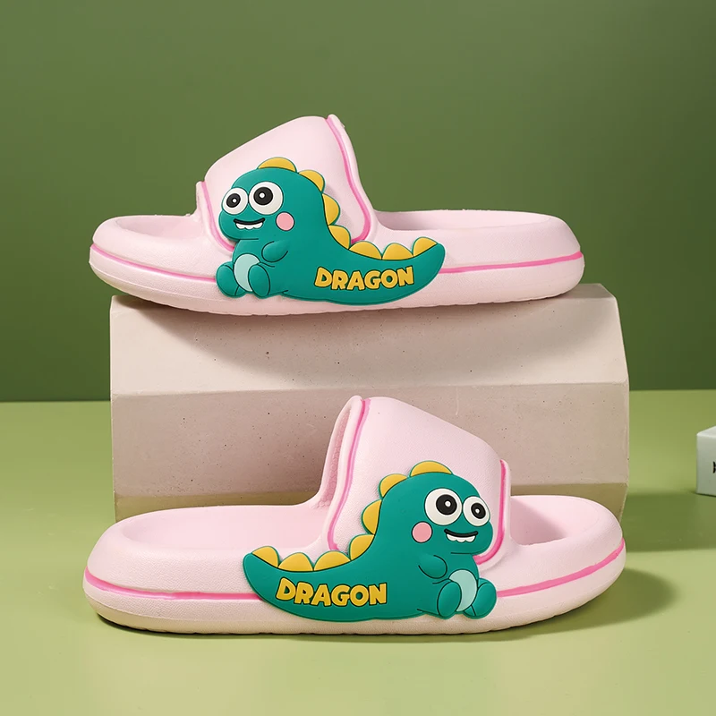 A pair of children's and teens' cute dinosaur slide sandals with soft cushioned non-slip sole for daily and outdoor use QT-80323
A pair of children's and teens' cute dinosaur slide sandals with soft cushioned non-slip sole for daily and outdoor use QT-80323