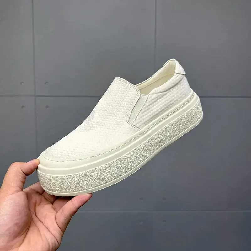 Men's new casual men's shoes, thick soled board shoes, ice silk cloth shoes
Men's new casual men's shoes, thick soled board shoes, ice silk cloth shoes