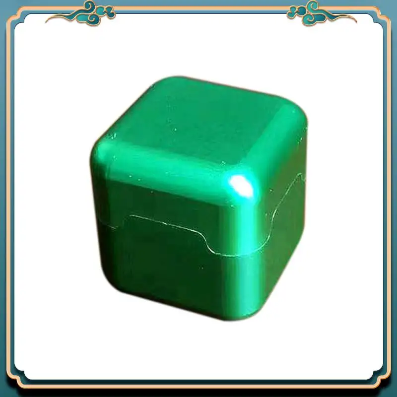 Коробка для хранения мела ABMV-Billiard, аксессуары для бильярда, стандартный кубик мела, коробка для хранения мела, аксессуары для бильярдного стола, зеленый цвет
Коробка для хранения мела ABMV-Billiard, аксессуары для бильярда, стандартный кубик мела, коробка для хранения мела, аксессуары для бильярдного стола, зеленый цвет