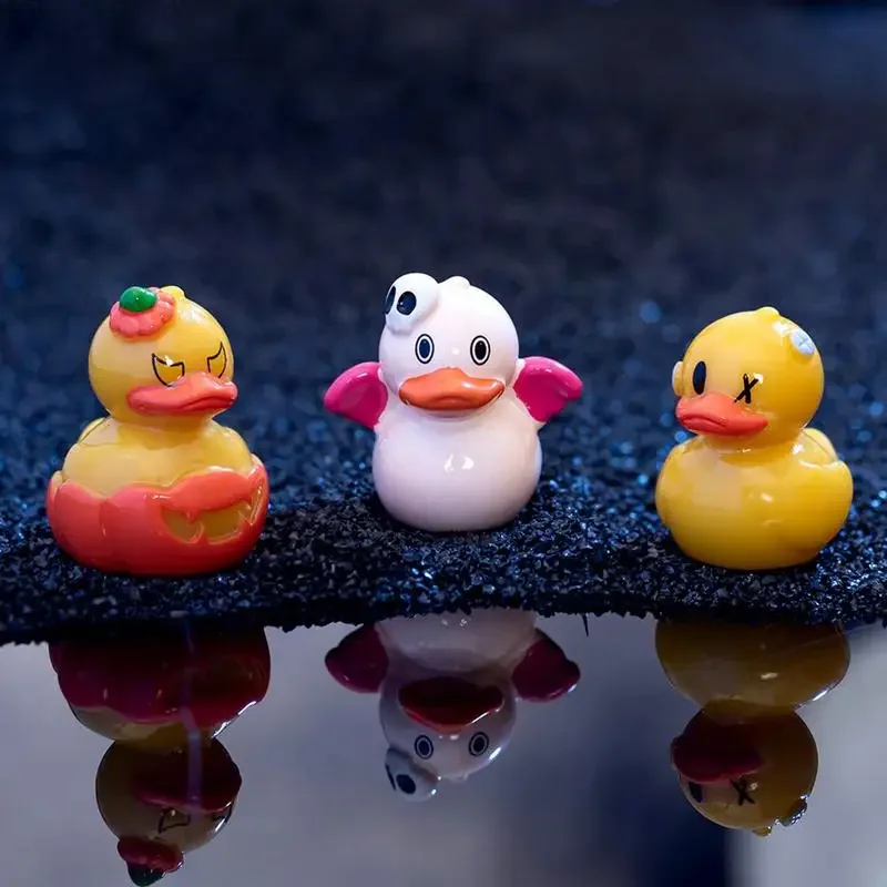 1pc Mini Duck Halloween Home Decoration Kawaii Demon King Pumpkin Duck Desk Decorative Figurines Garden Festival DIY Accessories
1pc Mini Duck Halloween Home Decoration Kawaii Demon King Pumpkin Duck Desk Decorative Figurines Garden Festival DIY Accessories