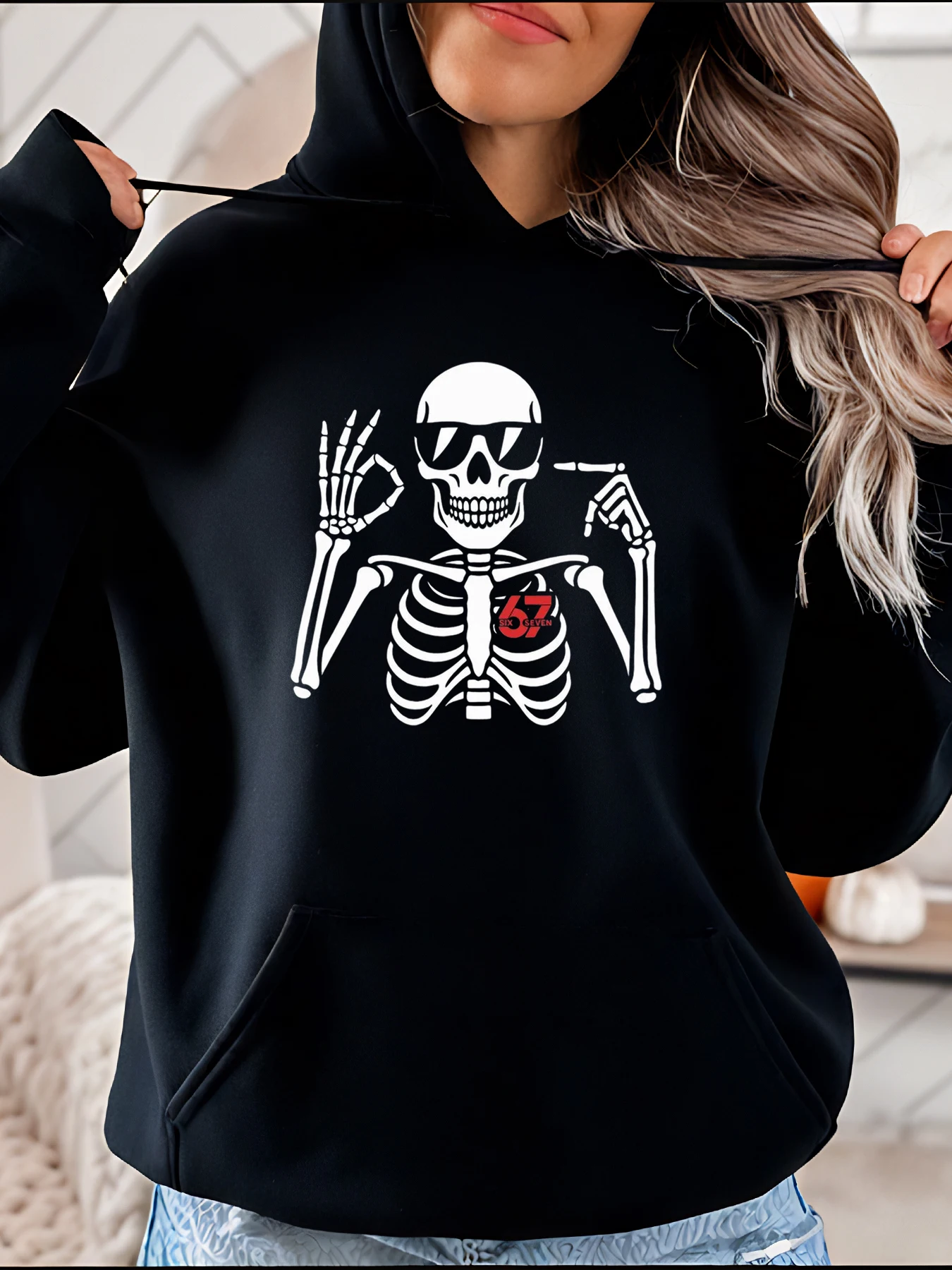 Толстовка с принтом скелета на Хэллоуин, женский повседневный пуловер, осенне-зимняя модная одежда для женщин
Толстовка с принтом скелета на Хэллоуин, женский повседневный пуловер, осенне-зимняя модная одежда для женщин