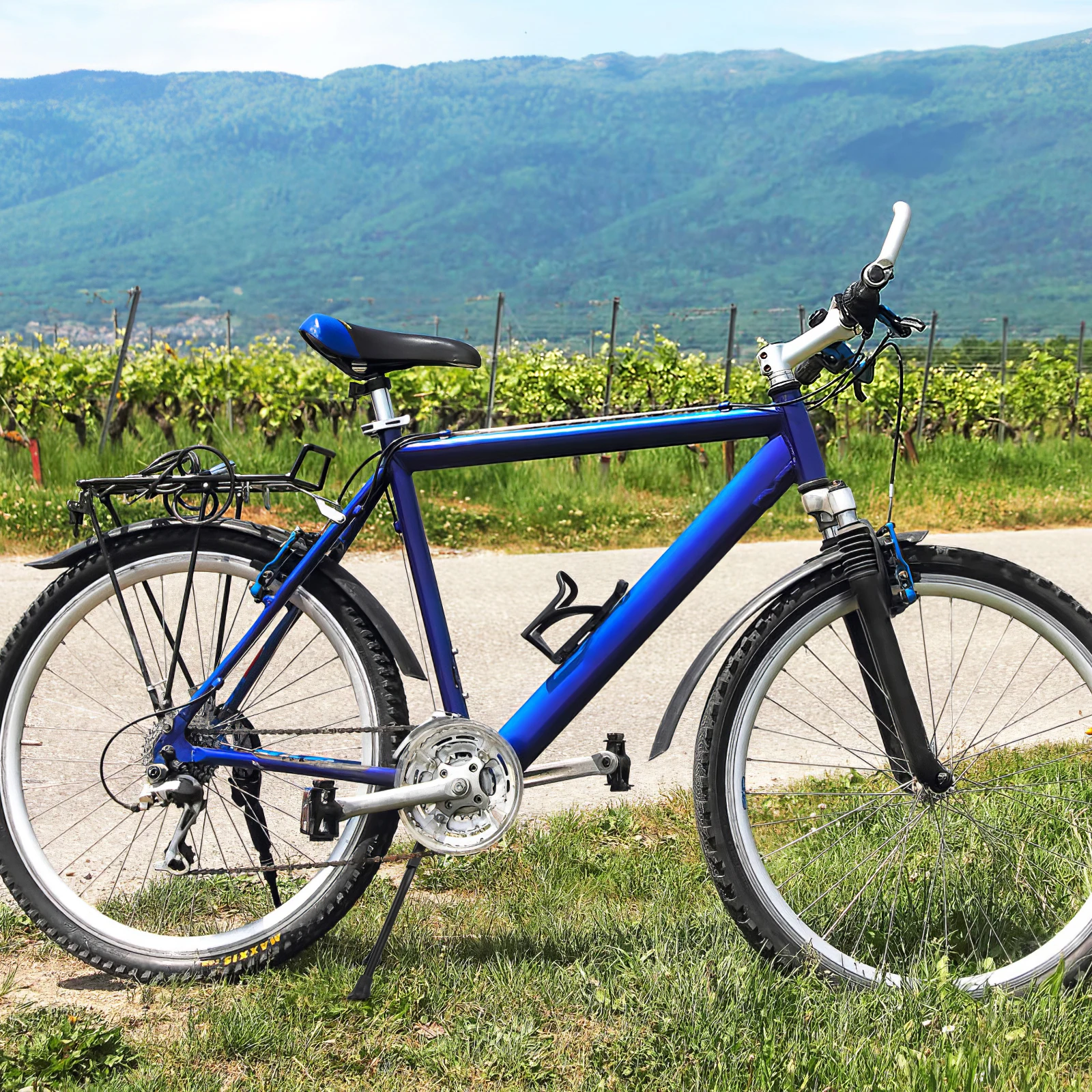 1pc Bicycle Kickstand Double Leg Triangle Foot Bracket Black 26 Inches Foldable Adjustable Support Stand Parking Rack
1pc Bicycle Kickstand Double Leg Triangle Foot Bracket Black 26 Inches Foldable Adjustable Support Stand Parking Rack