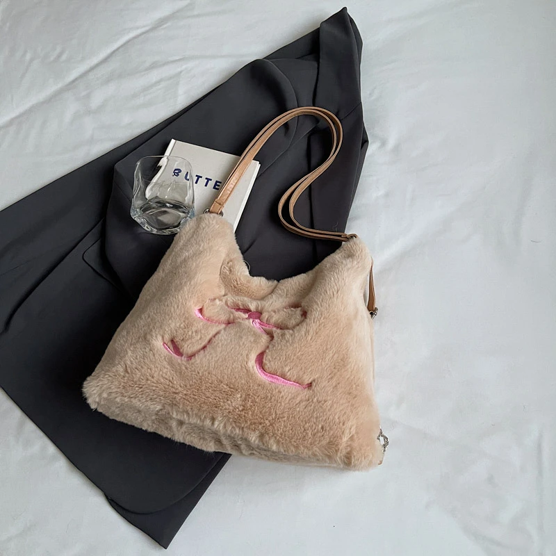 Stylish High-End Minimalist Unique Vintage Fashionable Crossbody Bag For Women With Elegant Leather Classic Paris
Stylish High-End Minimalist Unique Vintage Fashionable Crossbody Bag For Women With Elegant Leather Classic Paris