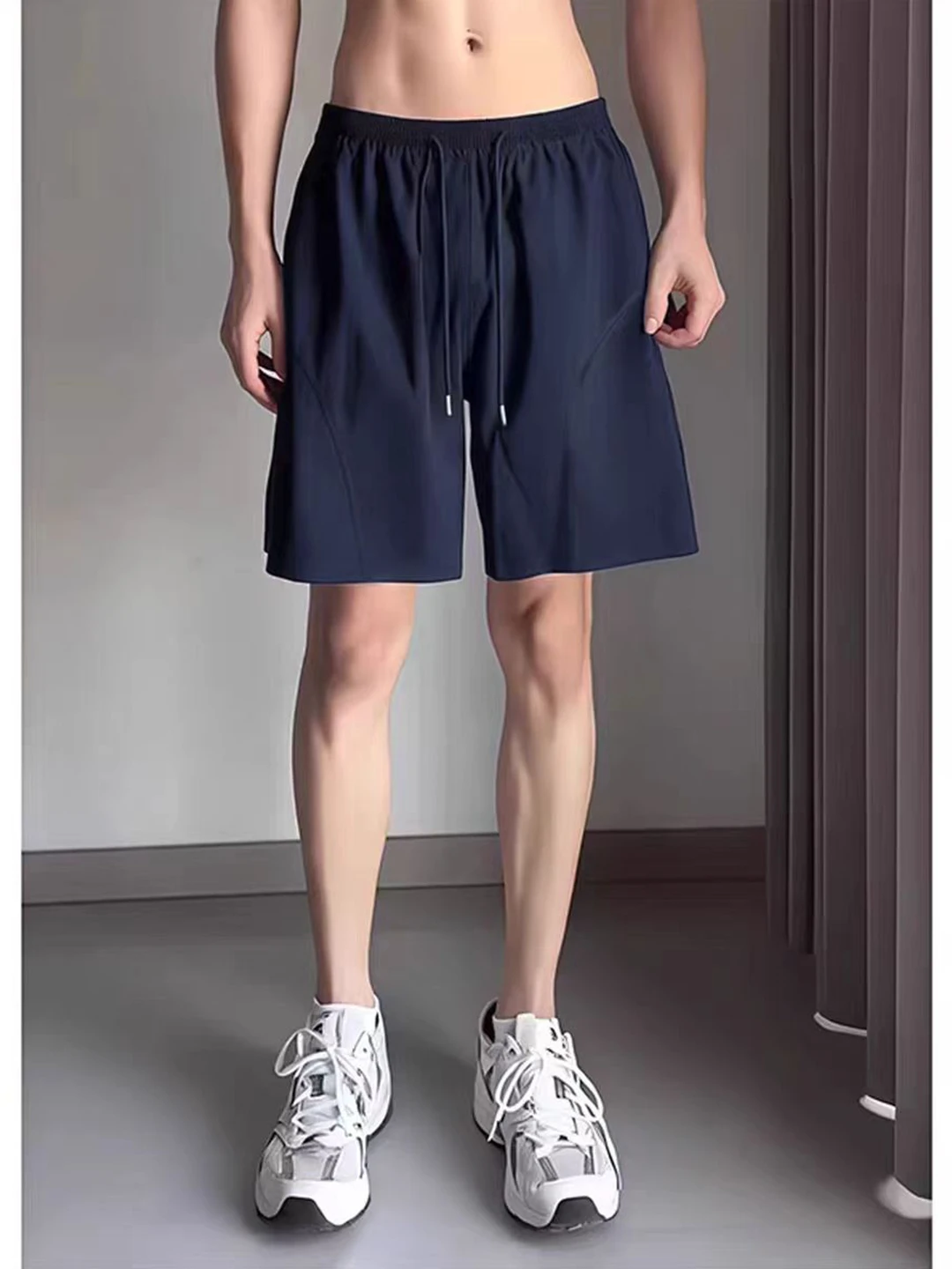 Мужские спортивные шорты из быстросохнущего нейлона и ледяного шелка, летние, для фитнеса, повседневные, для активного отдыха, длиной до колена, свободного кроя, с эластичным поясом
Мужские спортивные шорты из быстросохнущего нейлона и ледяного шелка, летние, для фитнеса, повседневные, для активного отдыха, длиной до колена, свободного кроя, с эластичным поясом