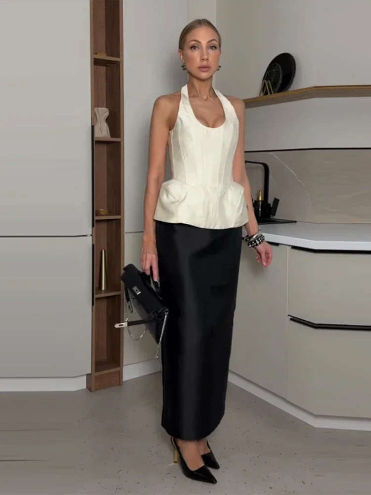 Solid Women Sleeveless Corset Halter Vest Chic Off-shoulder U-neck Waist Cinching Slim Short Top 2026 New Lady High Street Tops
Solid Women Sleeveless Corset Halter Vest Chic Off-shoulder U-neck Waist Cinching Slim Short Top 2026 New Lady High Street Tops