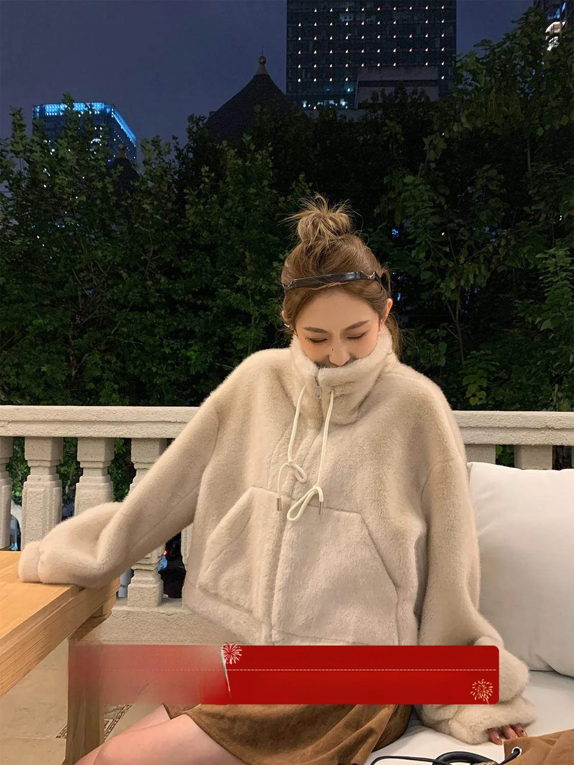 Винтажный воротник-стойка Lantern Sve Jaet из искусственного меха, женское весеннее пальто из натуральной кожи и меха, полиэфирное волокно
Винтажный воротник-стойка Lantern Sve Jaet из искусственного меха, женское весеннее пальто из натуральной кожи и меха, полиэфирное волокно