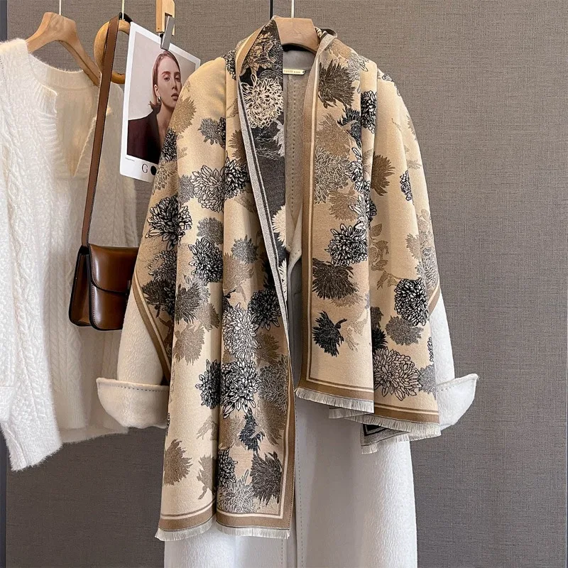 Осенняя теплая модная шаль, универсальный жаккардовый шарф с элементом хризантемы, женственный длинный внешний шарф с имитацией кашемира
Осенняя теплая модная шаль, универсальный жаккардовый шарф с элементом хризантемы, женственный длинный внешний шарф с имитацией кашемира