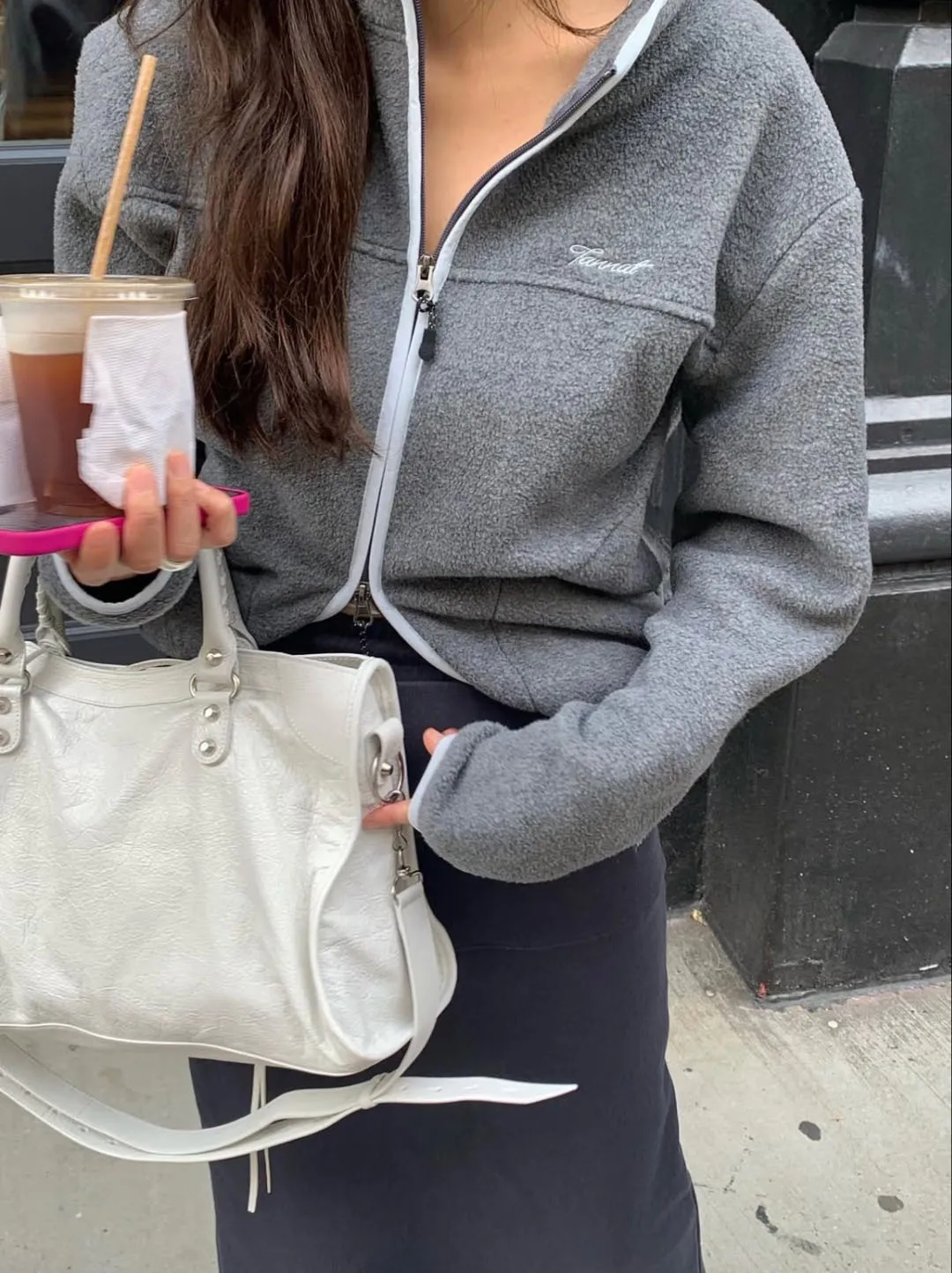 Color Blo Fce Jaet Women Loose Casual Embroidery Long Sve Zipper Double Zipper Ladies ort Outerwear Autumn 2025
Color Blo Fce Jaet Women Loose Casual Embroidery Long Sve Zipper Double Zipper Ladies ort Outerwear Autumn 2025