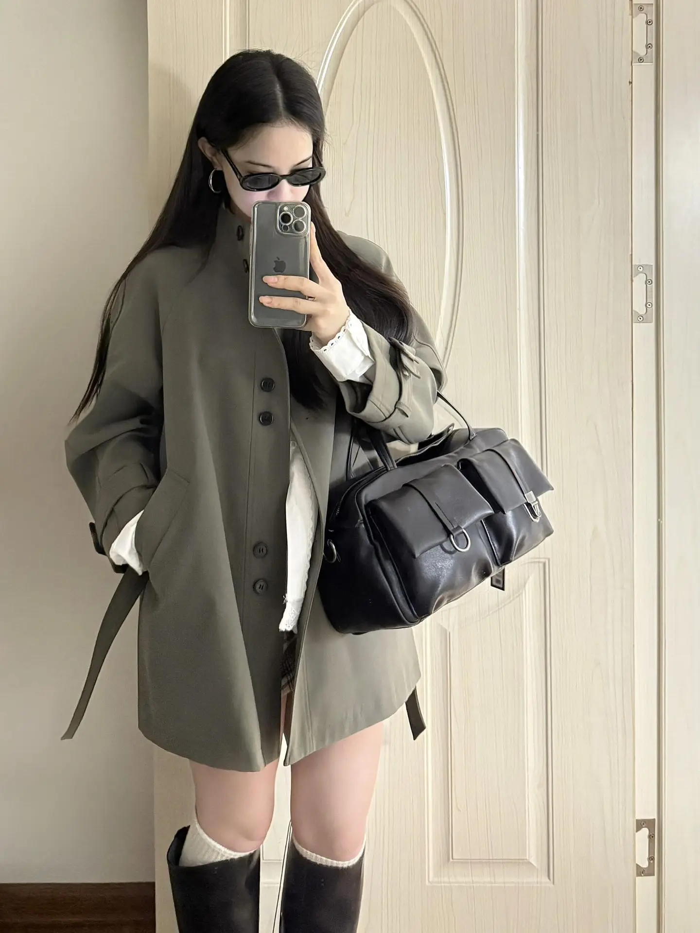 Korean Style Retro Short Coat Jacket Women's Stand Collar Windbreaker Outerwear 2025 New Autumn Season High-End Feel Good Look
Korean Style Retro Short Coat Jacket Women's Stand Collar Windbreaker Outerwear 2025 New Autumn Season High-End Feel Good Look