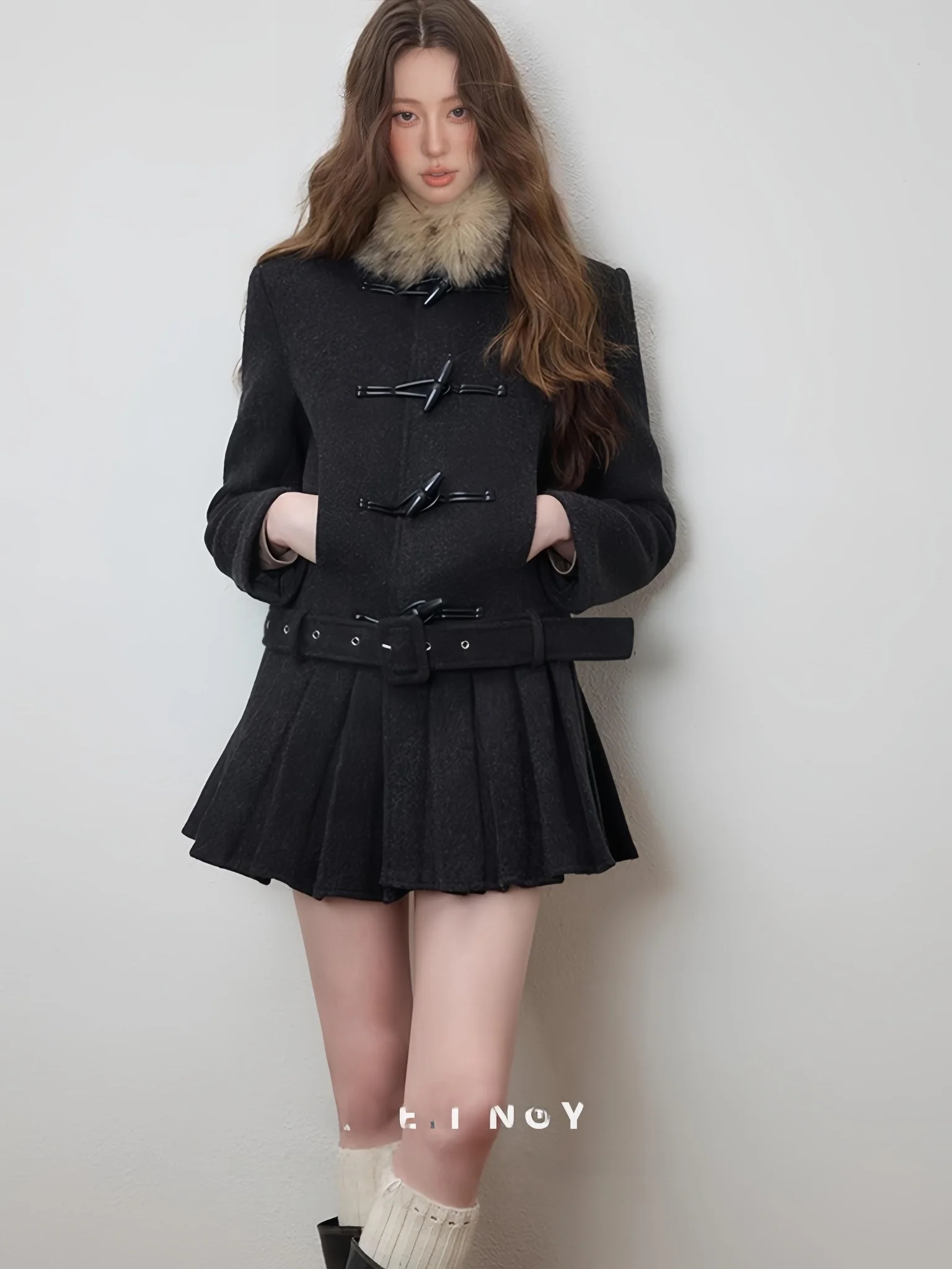 Thiened Wool Blend Coat Women's Autumn Winter Ele Plaid Hemline Coat Detachable Fur Collar French Sle Straight Cut
Thiened Wool Blend Coat Women's Autumn Winter Ele Plaid Hemline Coat Detachable Fur Collar French Sle Straight Cut