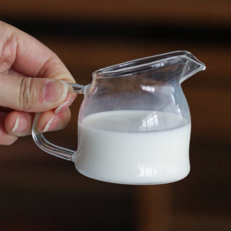 LMM glass small milk cup coffee cup sauce sauce milk pot milk honey cup
LMM glass small milk cup coffee cup sauce sauce milk pot milk honey cup