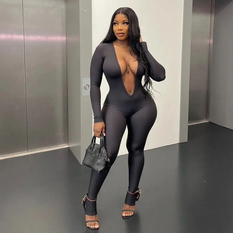 2025 Autumn Women Skinny Fitness Jumpsuits Sexy Deep V Neck Long Sleeve Backless Slim Night Clubwear Overalls Casual Streetwear
2025 Autumn Women Skinny Fitness Jumpsuits Sexy Deep V Neck Long Sleeve Backless Slim Night Clubwear Overalls Casual Streetwear