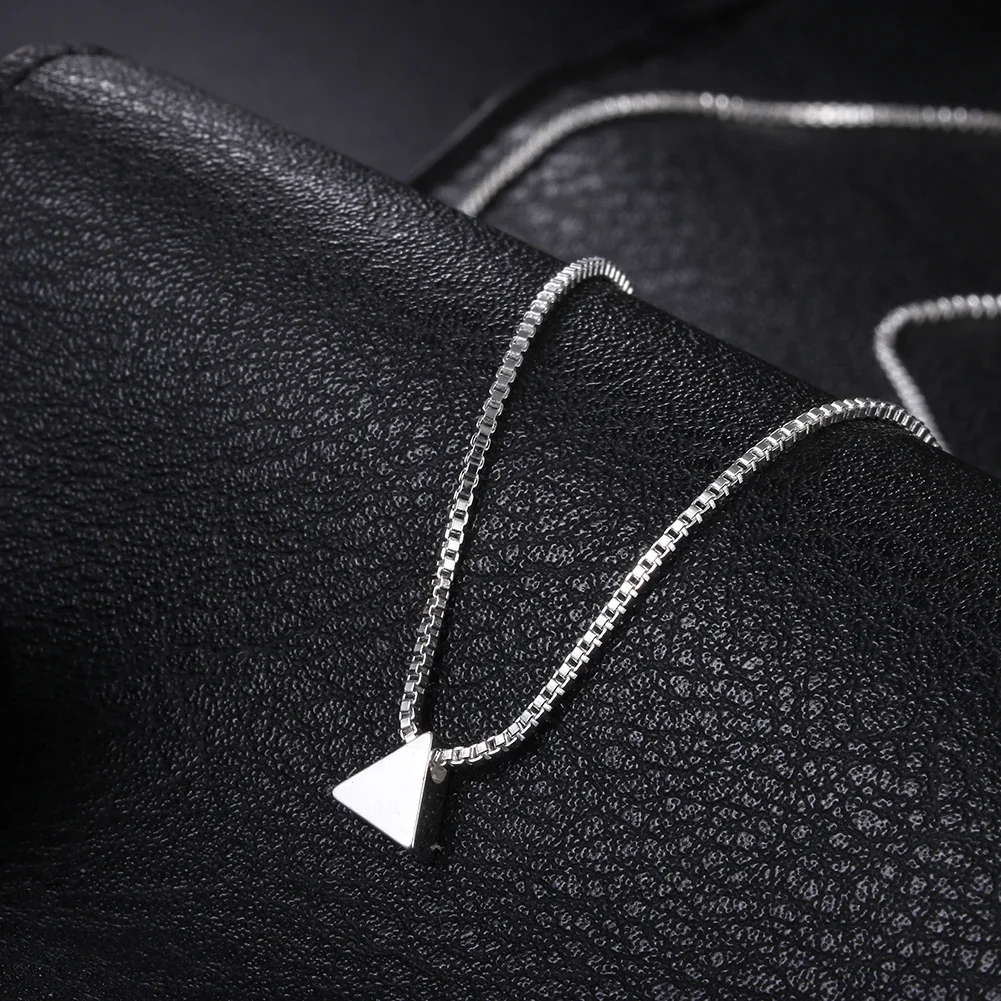 925 Sterling Silver Necklace 18 Inches Box Chain Simple Geometry Triangle Pendant for Women Fashion Jewelry Christmas Gifts
925 Sterling Silver Necklace 18 Inches Box Chain Simple Geometry Triangle Pendant for Women Fashion Jewelry Christmas Gifts