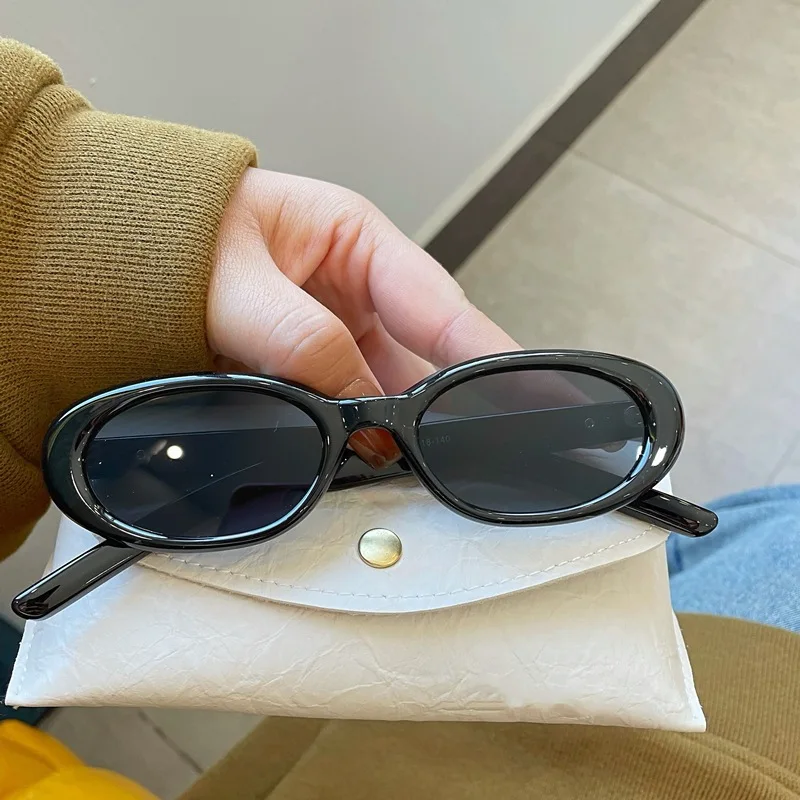 New Small Frame Oval Shape Sunglasses Classic Men's Vintage Sun Glasses Women Outdoor Leisure Eyewear UV Glasses
New Small Frame Oval Shape Sunglasses Classic Men's Vintage Sun Glasses Women Outdoor Leisure Eyewear UV Glasses