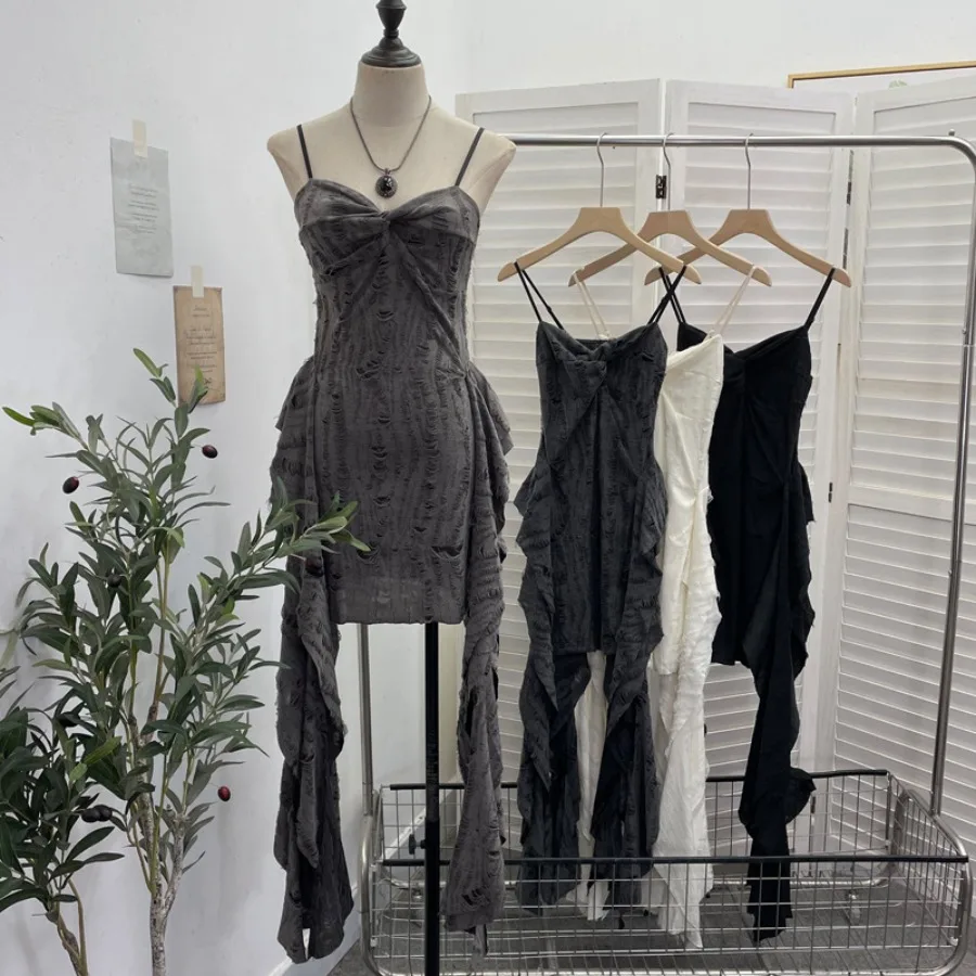 【New style】Real shot waste soil wind wear and make old broken hole dress lotus leaf edge drift strip desert travel sling skirt
【New style】Real shot waste soil wind wear and make old broken hole dress lotus leaf edge drift strip desert travel sling skirt