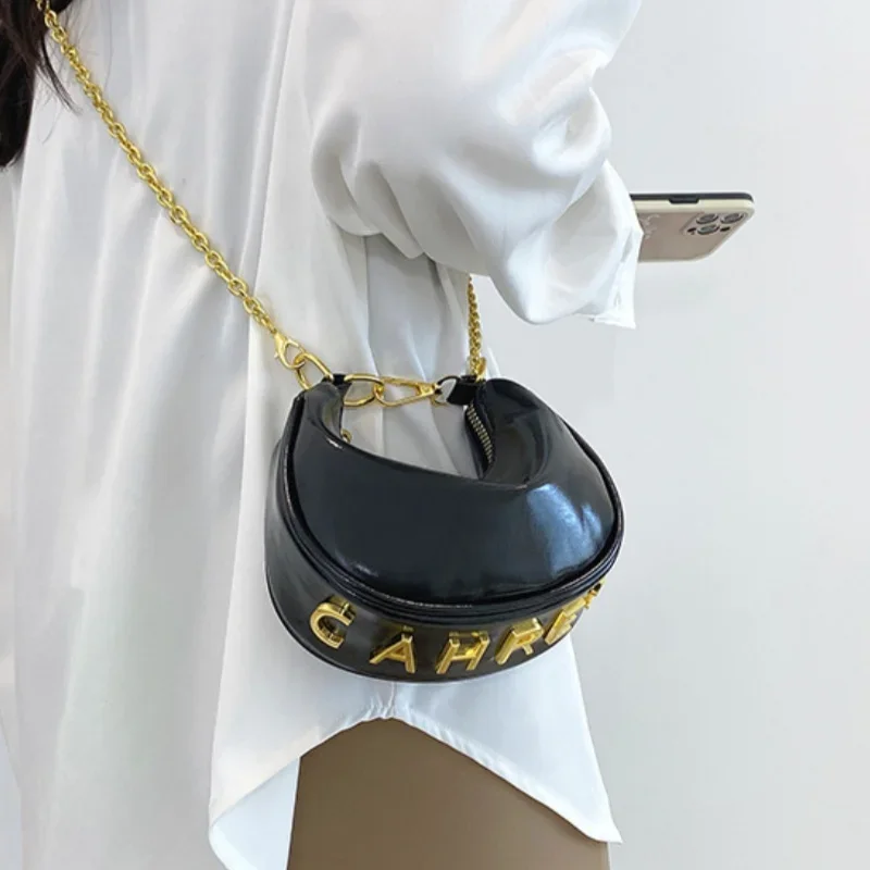 Модная женская сумка через плечо, роскошная дизайнерская сумка с буквами, высококачественная сумка через плечо 2024, нишевая женская сумка для покупок, кошелек
Модная женская сумка через плечо, роскошная дизайнерская сумка с буквами, высококачественная сумка через плечо 2024, нишевая женская сумка для покупок, кошелек