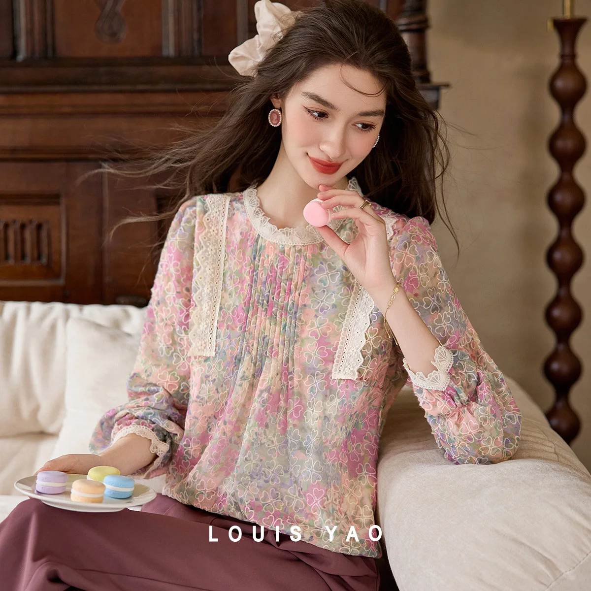 Fresh Floral Patterned Patchwork Women's Shirt 2025 Autumn with A Printed Pullover Long-sleeved Blouse and Elegant Top for Women
Fresh Floral Patterned Patchwork Women's Shirt 2025 Autumn with A Printed Pullover Long-sleeved Blouse and Elegant Top for Women