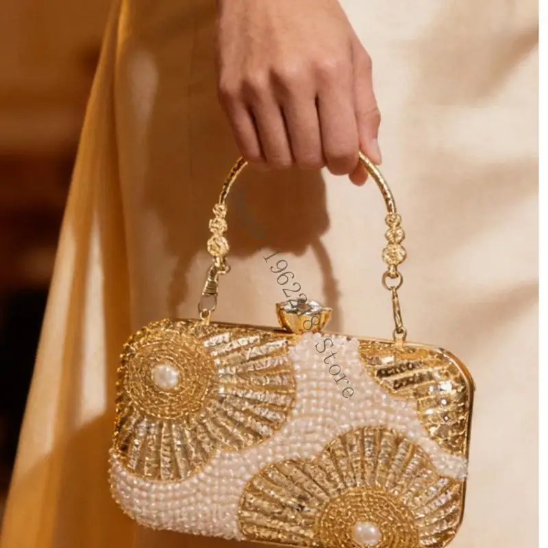 Fashionable Convertible Evening Bag Ample Storage Space Shoulder Bag Crossbody Purse For Cosmetics Essential Prom Use 066F
Fashionable Convertible Evening Bag Ample Storage Space Shoulder Bag Crossbody Purse For Cosmetics Essential Prom Use 066F