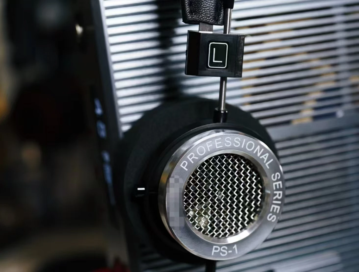 Geekyaudio PS1 Hifi Music Monitor DJ Studio Stere Bass Audiophiles Headphone/GRADO-MOD
Geekyaudio PS1 Hifi Music Monitor DJ Studio Stere Bass Audiophiles Headphone/GRADO-MOD