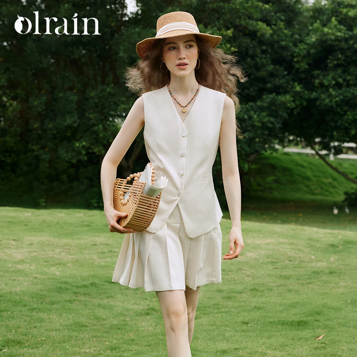 OLrain Commuter Knit Women’s Matching Set V-Neck Back Tie Waist Vest Pleated Mini Skirt Summer Versatile 2 Piece O58XE005663
OLrain Commuter Knit Women’s Matching Set V-Neck Back Tie Waist Vest Pleated Mini Skirt Summer Versatile 2 Piece O58XE005663