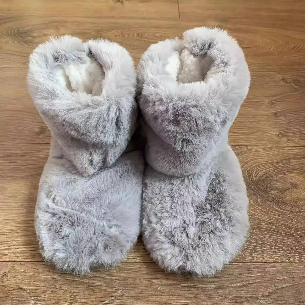 Winter Indoor Floor Cotton Shoes For Couples Warm Faux Rabbit Fur Cotton Boots Thick Soled Home Slipper Socks 
Winter Indoor Floor Cotton Shoes For Couples Warm Faux Rabbit Fur Cotton Boots Thick Soled Home Slipper Socks