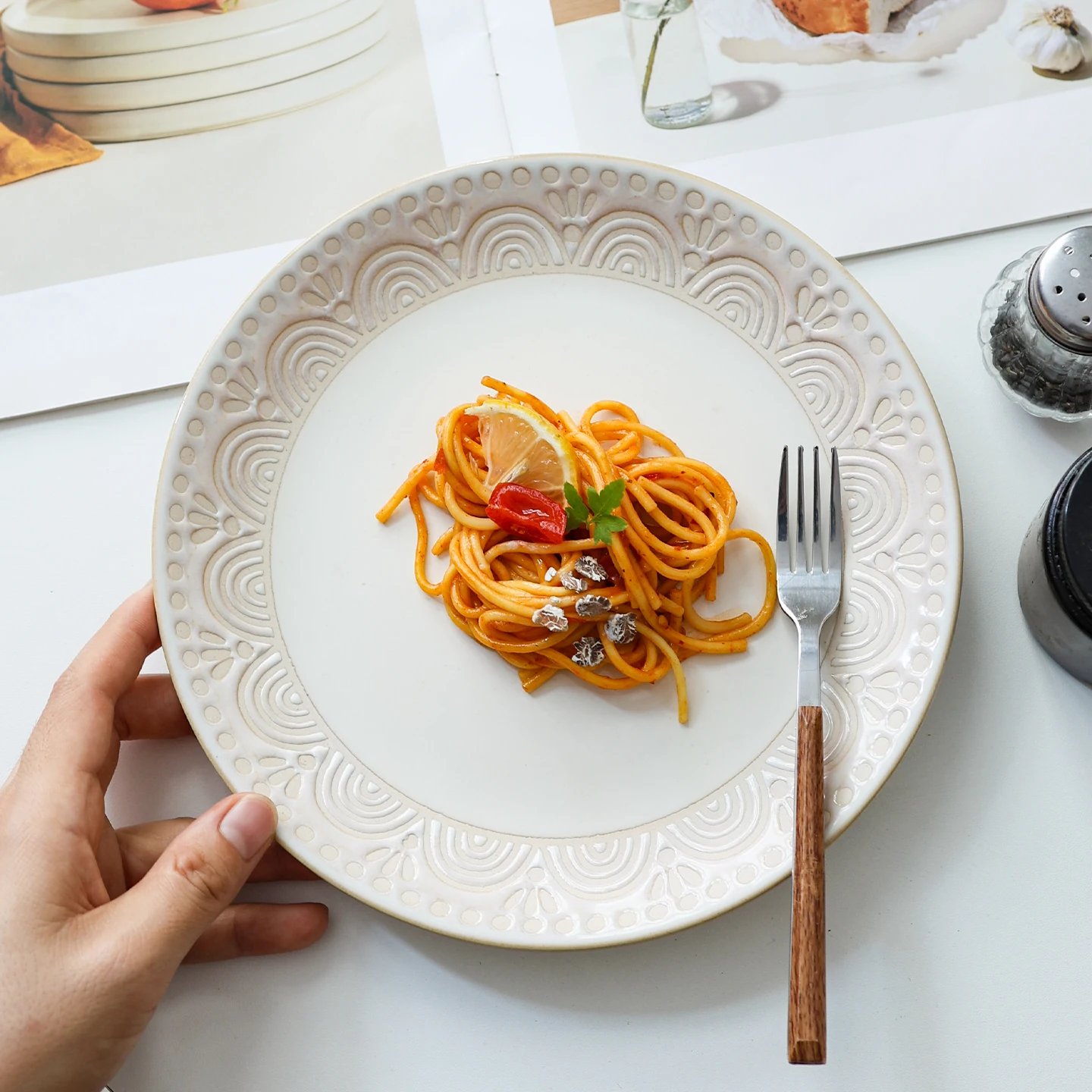 UHome Luxury Cerc Western Dinner Plate Float Relief Pasta Dert Plate Home Use Dining Utensils Japanese Sle Flat Plate
UHome Luxury Cerc Western Dinner Plate Float Relief Pasta Dert Plate Home Use Dining Utensils Japanese Sle Flat Plate