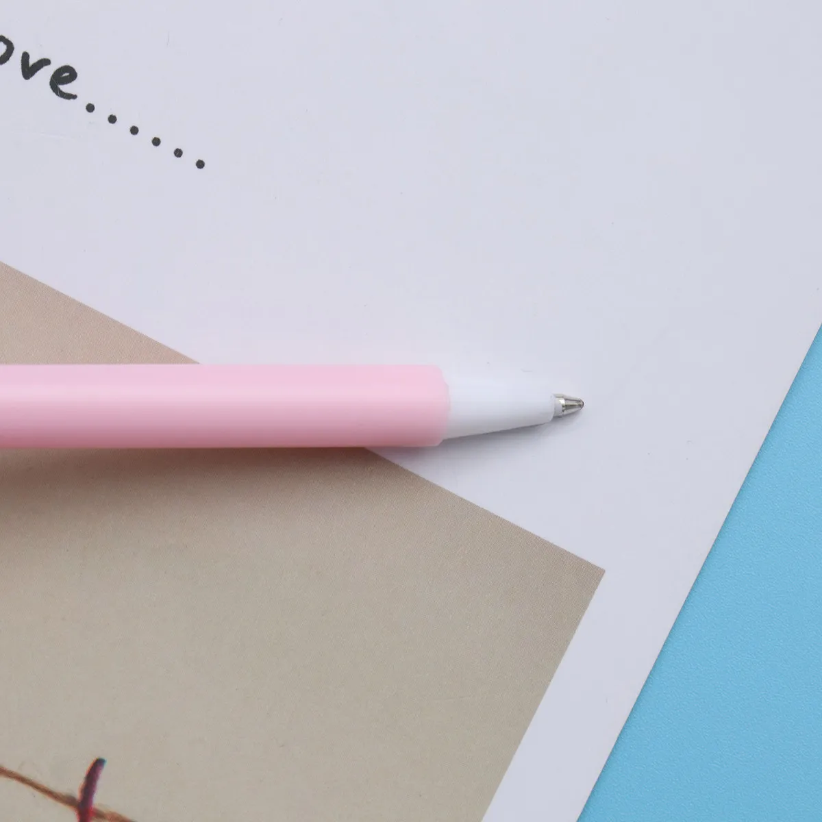 12 шт., разноцветные шариковые ручки, милые гелевые ручки для школы, офиса, студентов, канцелярские принадлежности для письма, гладкая и удобная ручка, подарок
12 шт., разноцветные шариковые ручки, милые гелевые ручки для школы, офиса, студентов, канцелярские принадлежности для письма, гладкая и удобная ручка, подарок