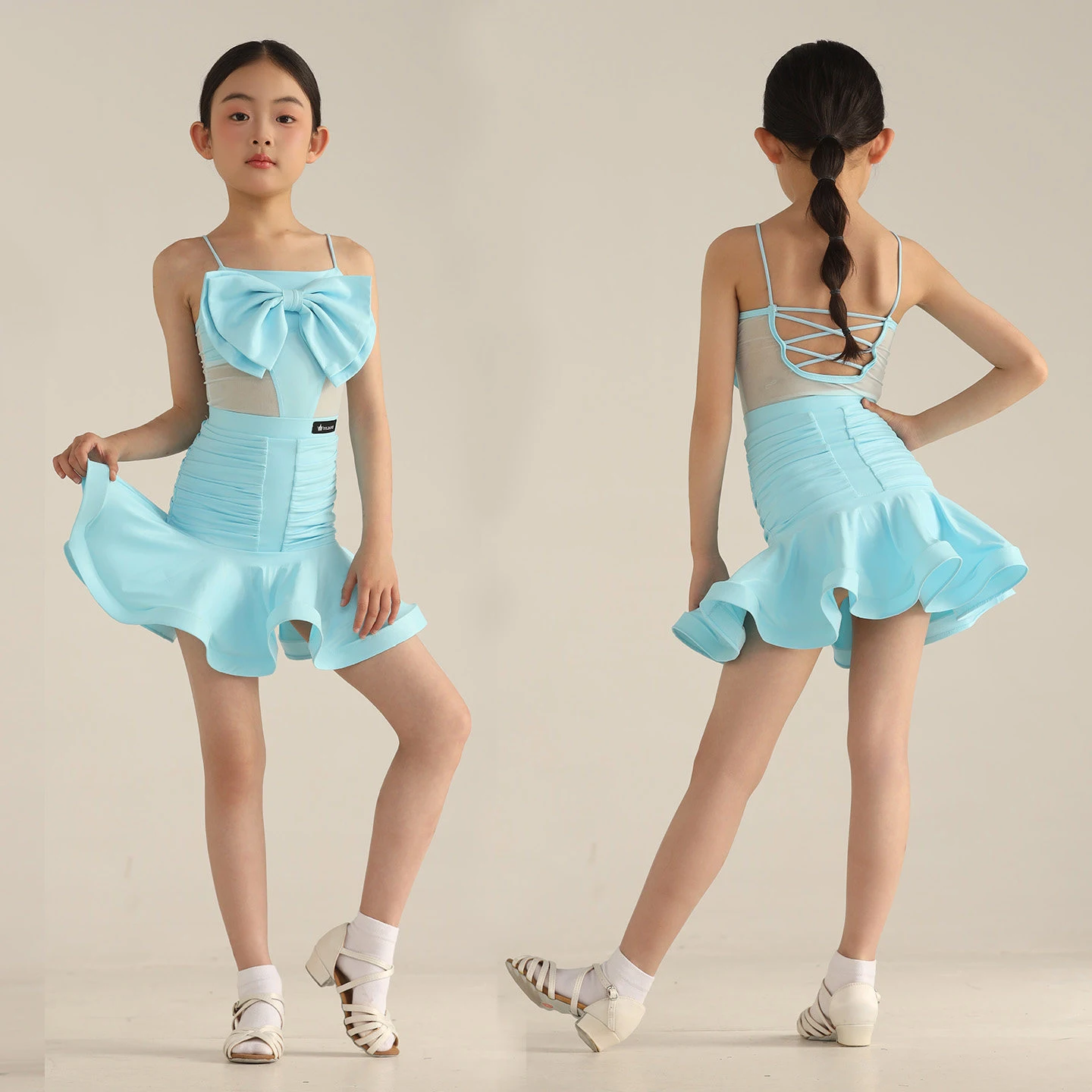 2026 Girls Latin Dance Dress Performance Costume Blue Suit Strap Top Skirt Children Competition Practice Wear Clothes DQL12631
2026 Girls Latin Dance Dress Performance Costume Blue Suit Strap Top Skirt Children Competition Practice Wear Clothes DQL12631