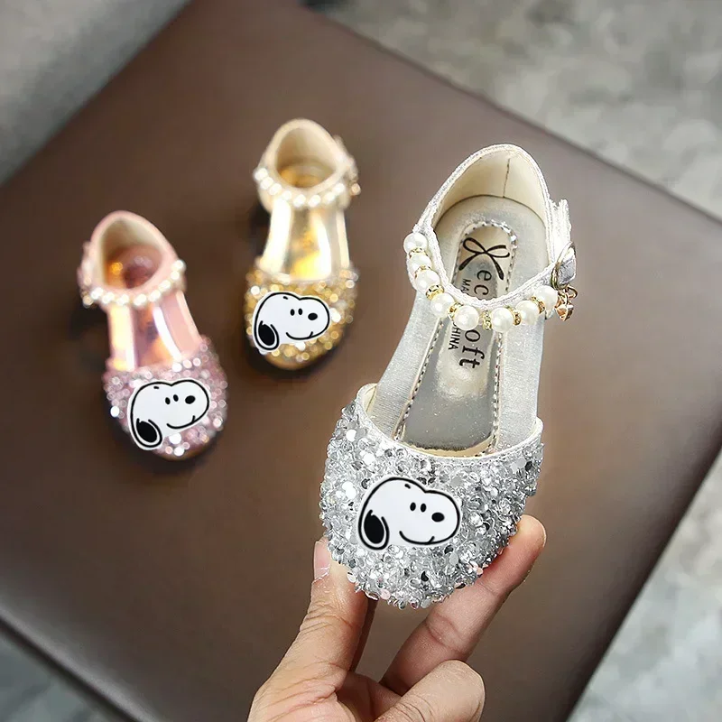 Snoopy children's casual shoes spring summer new girls' Sandals baby pearl dance performance shoes
Snoopy children's casual shoes spring summer new girls' Sandals baby pearl dance performance shoes