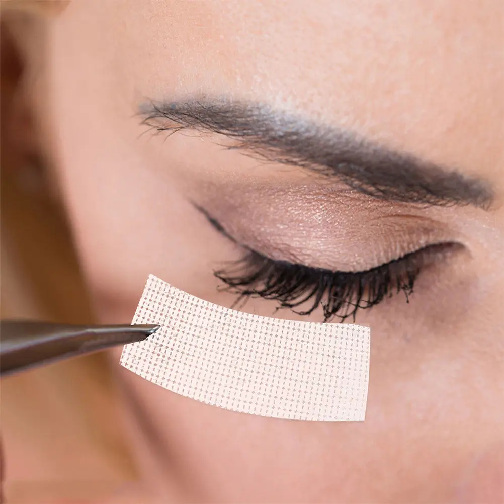 2 Rolls Eyelash Extension Tape Breathable Skin-Friendly Lash Tape for Eyelash Grafting Easy Use Lash Supplies for Makeup Artists
2 Rolls Eyelash Extension Tape Breathable Skin-Friendly Lash Tape for Eyelash Grafting Easy Use Lash Supplies for Makeup Artists