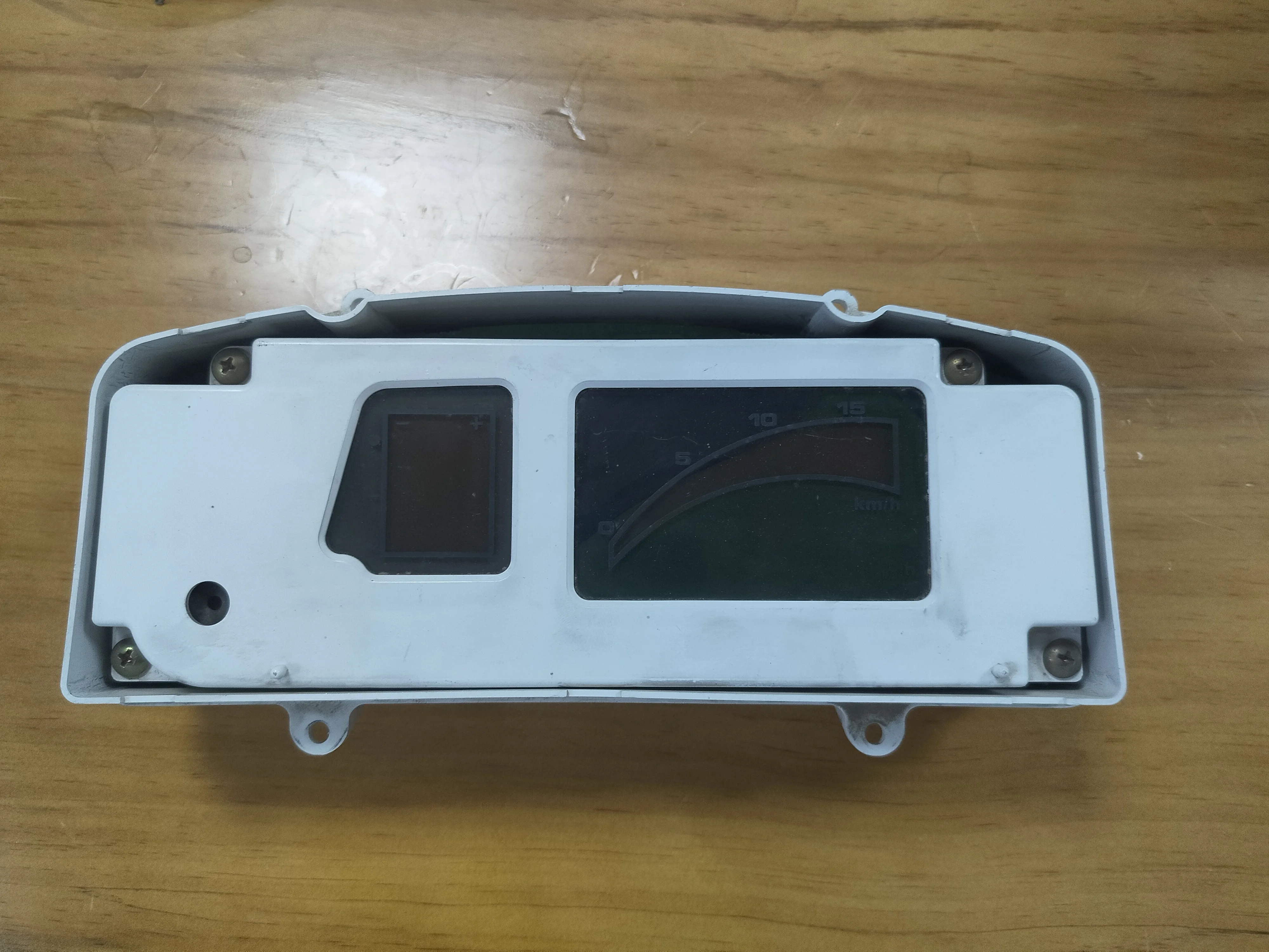 Панель приборов б/у 3ba-50-41411 для контроллера/монитора вилочного погрузчика Komatsu Fb14ex-7
Панель приборов б/у 3ba-50-41411 для контроллера/монитора вилочного погрузчика Komatsu Fb14ex-7