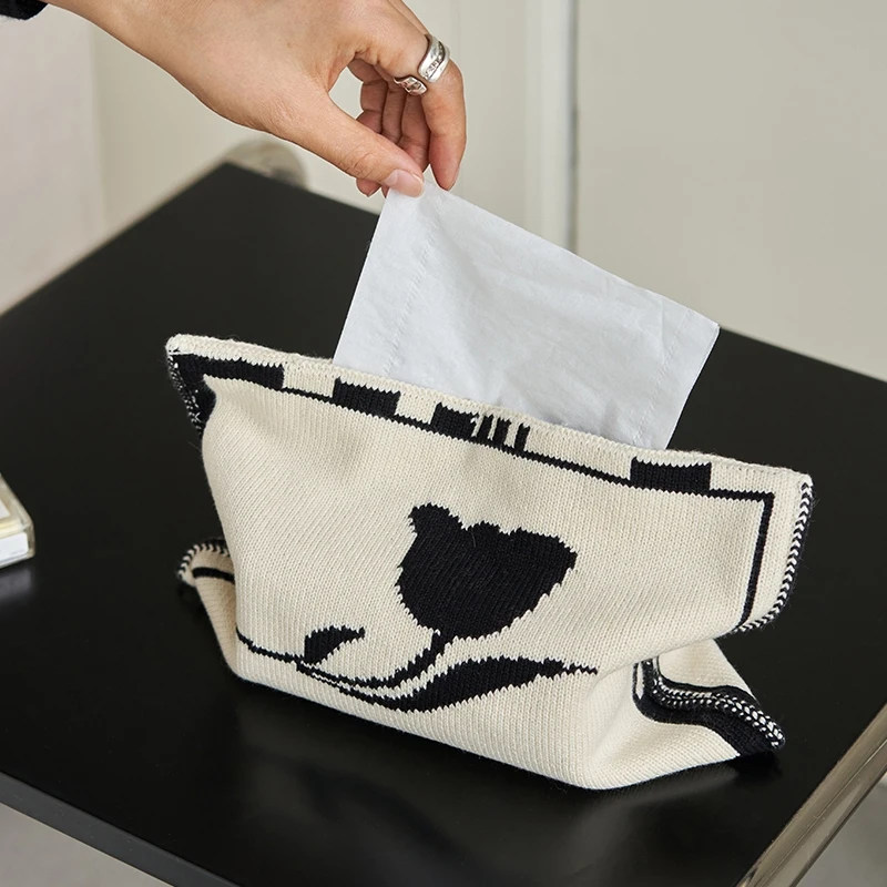 Vintage Tulip Pattern Knitted Tissue Bag Modern Simple Home Decorative Nordic Dining Table Box
Vintage Tulip Pattern Knitted Tissue Bag Modern Simple Home Decorative Nordic Dining Table Box