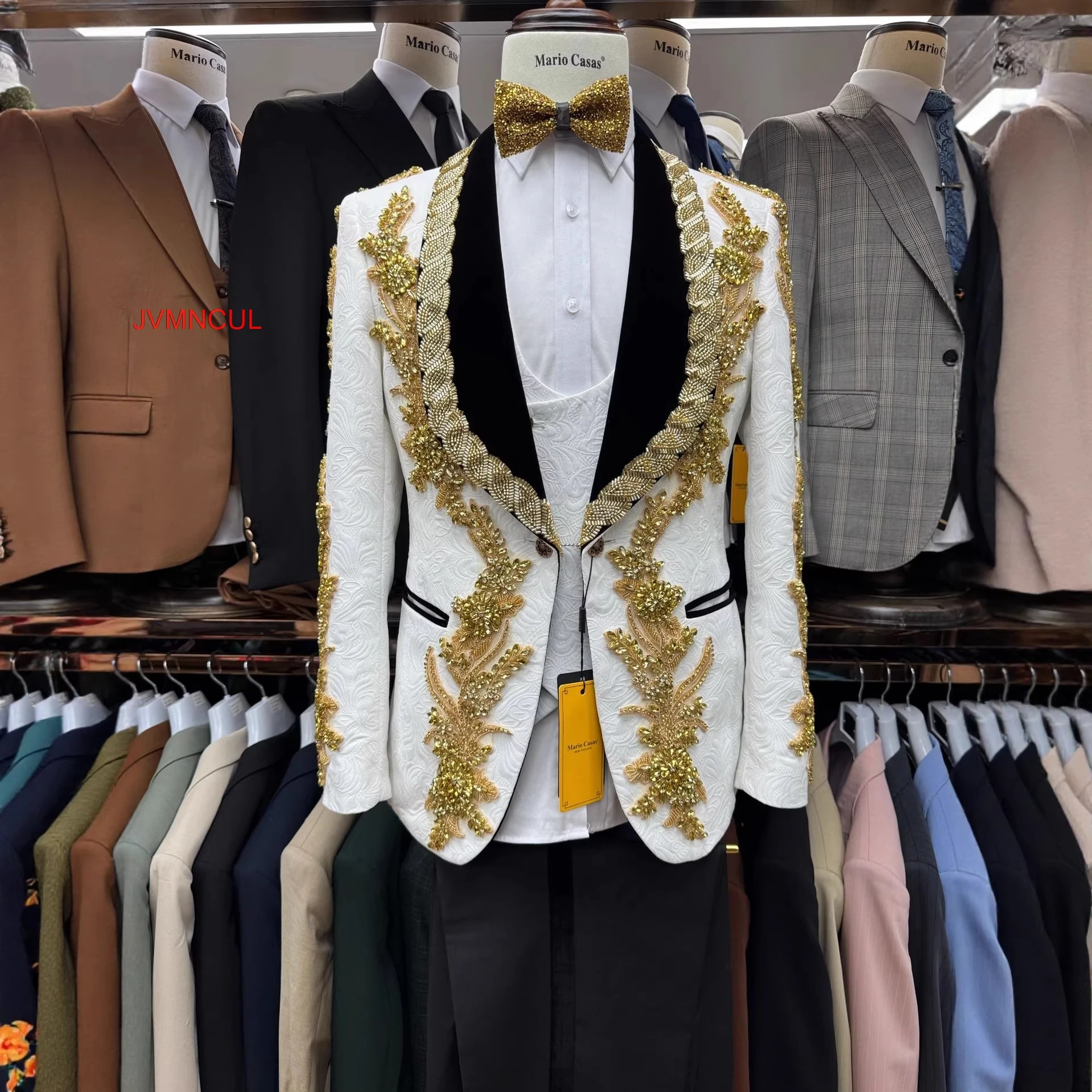 Men's Luxury Handmade 3 Piece Suit Slim Fit Wedding Groom Embroidered Blazer Vest Pants Set for Party Banquet Reception Wear
Men's Luxury Handmade 3 Piece Suit Slim Fit Wedding Groom Embroidered Blazer Vest Pants Set for Party Banquet Reception Wear
