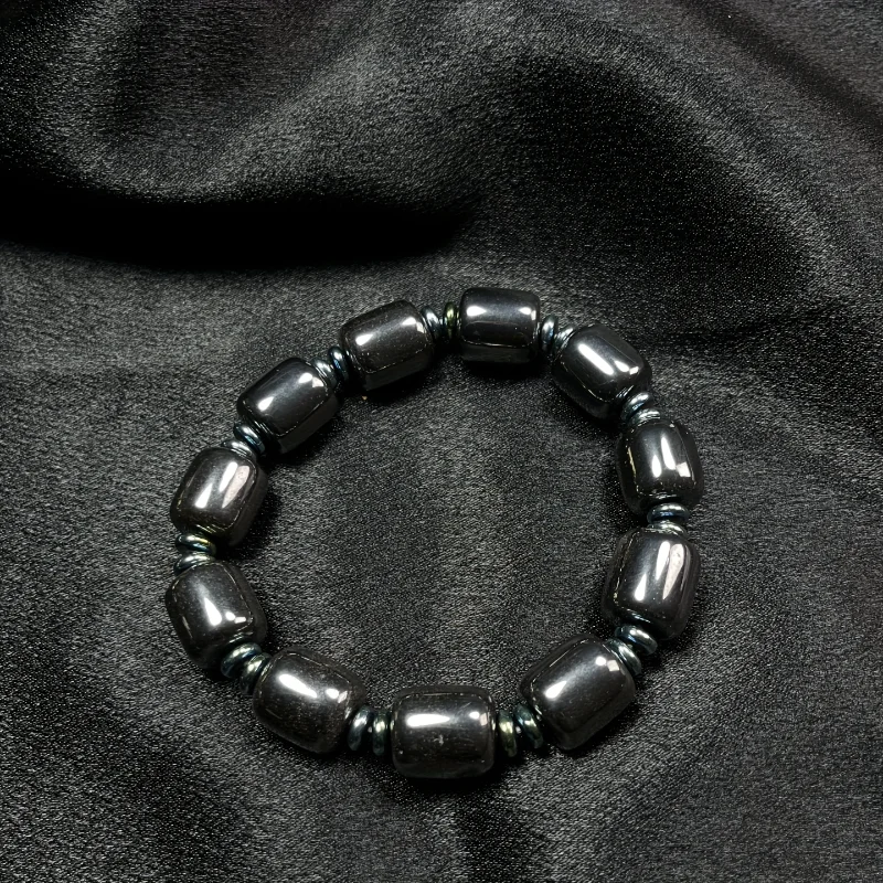 Natural Terahertz Magnetic Bracelet, Versatile Simple Men's and Women's Hand Bracelet.
Natural Terahertz Magnetic Bracelet, Versatile Simple Men's and Women's Hand Bracelet.