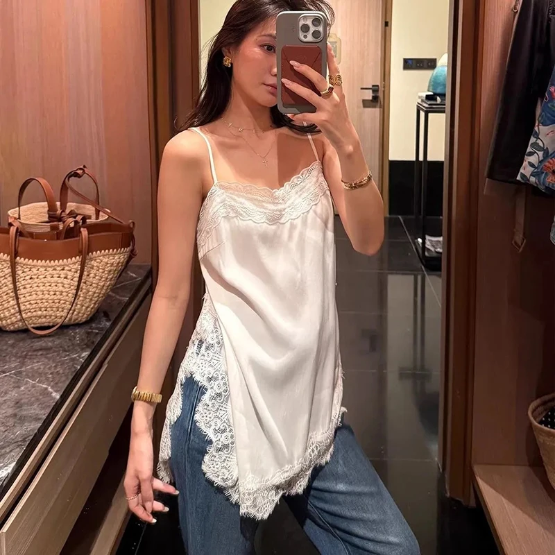 Women Lace Patchwork Camisole Vest Korean Sexy Elegant Satin Tank Summer Vacation Casual Loose Lazy Irregular Top New
Women Lace Patchwork Camisole Vest Korean Sexy Elegant Satin Tank Summer Vacation Casual Loose Lazy Irregular Top New