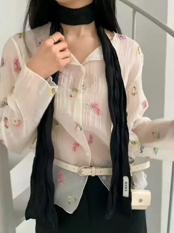 Unique Beautiful Women's Korean Style Loose Long Sleeve Shirt Embroidered Floral See-through Sensation Open Cardigan Top
Unique Beautiful Women's Korean Style Loose Long Sleeve Shirt Embroidered Floral See-through Sensation Open Cardigan Top
