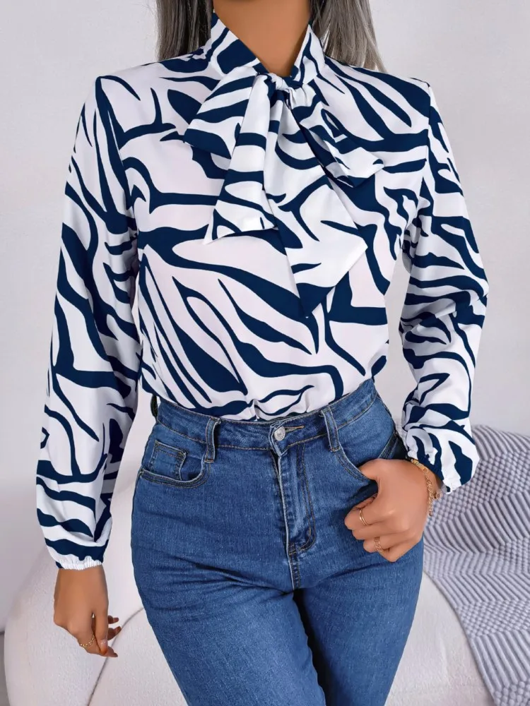 Women Blouse 2024 Spring And Autumn Contrast Striped Printing Long Sleeve Top Elegant Office Shirts Femme Pullovers Y2K Clothing
Women Blouse 2024 Spring And Autumn Contrast Striped Printing Long Sleeve Top Elegant Office Shirts Femme Pullovers Y2K Clothing