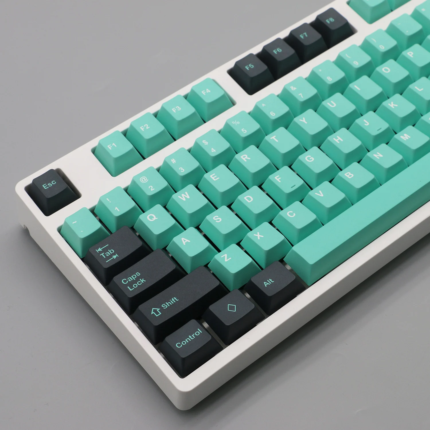 Keycap PBT sublimation small full set of original high mechanical keyboard
Keycap PBT sublimation small full set of original high mechanical keyboard