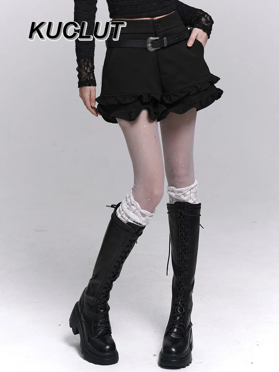 Супер красивые черные шерстяные шорты с рюшами для девочек, зимняя одежда 2026, новые модные повседневные короткие брюки трапециевидной формы Femme
Супер красивые черные шерстяные шорты с рюшами для девочек, зимняя одежда 2026, новые модные повседневные короткие брюки трапециевидной формы Femme