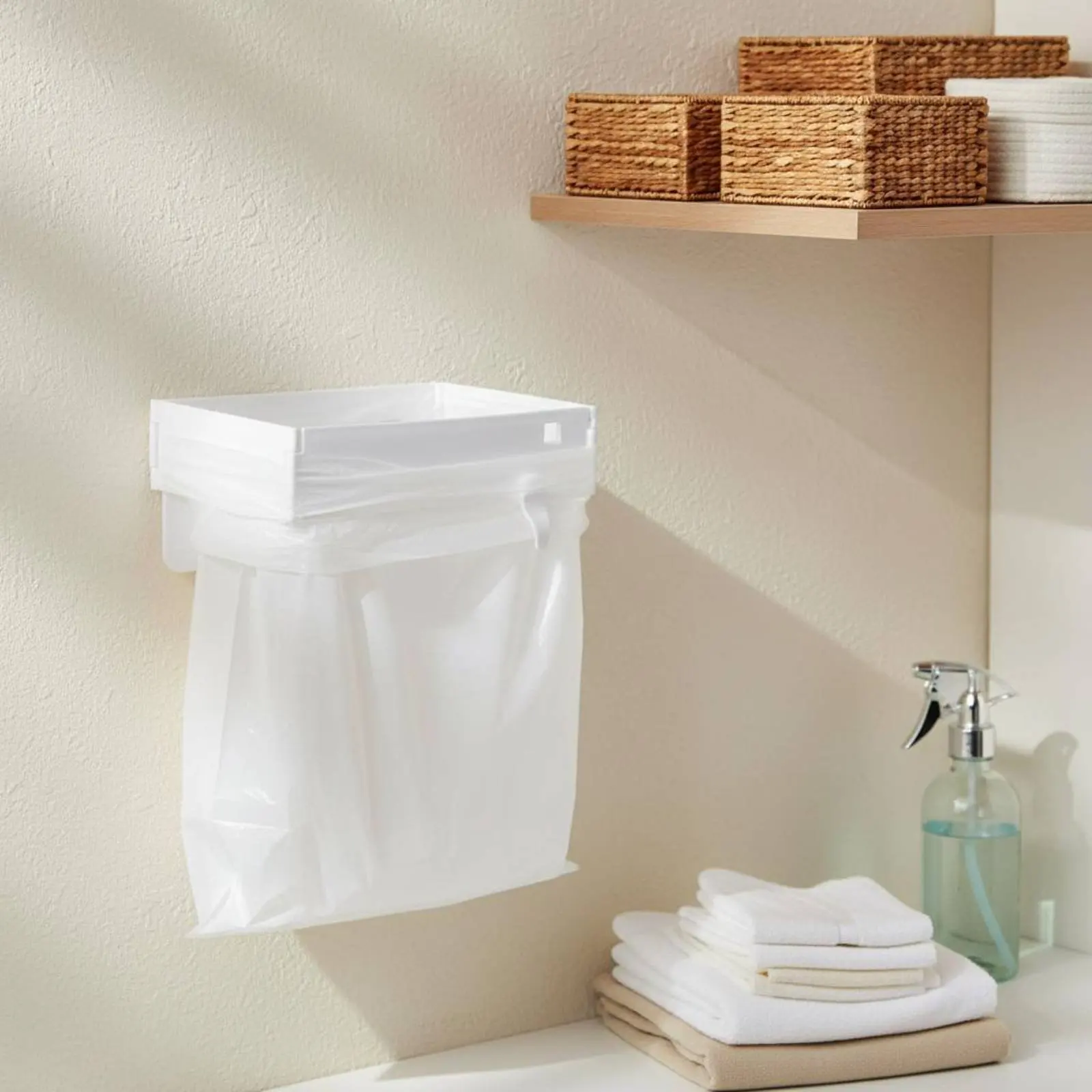 Foldable Trash Bag Holder Space-Saving Cabinet Door Garbage Bag Holder Household Storage No Drill for Kitchen
Foldable Trash Bag Holder Space-Saving Cabinet Door Garbage Bag Holder Household Storage No Drill for Kitchen