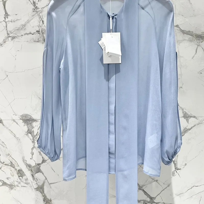 Top Quality 100%Sole Silk Blue Ribbon Bow Tie Shirt Fashion Single Breasted Long Sleeve Loose Shirt High End Y2K Clothing Runway
Top Quality 100%Sole Silk Blue Ribbon Bow Tie Shirt Fashion Single Breasted Long Sleeve Loose Shirt High End Y2K Clothing Runway