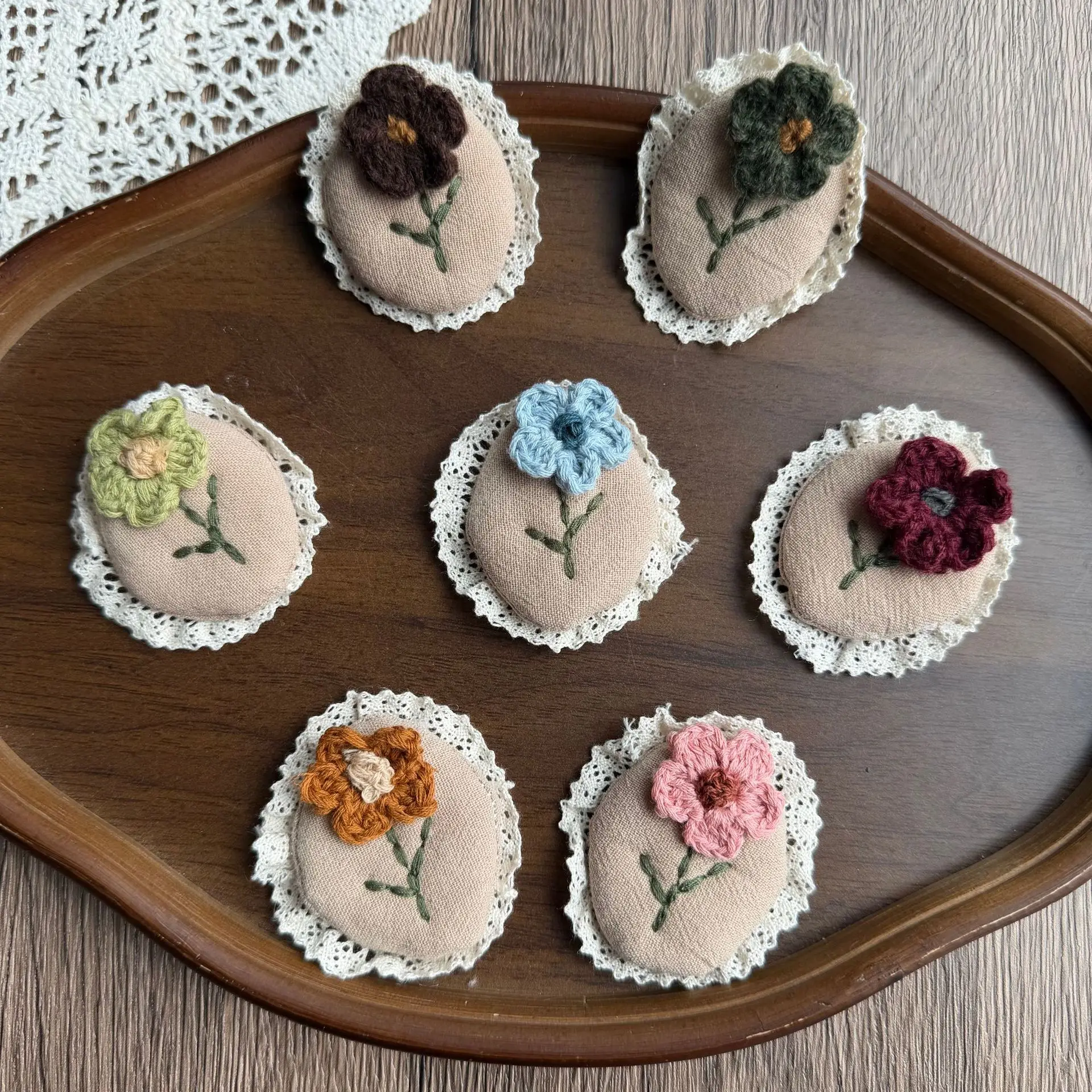 Forest Girl Sweet Cute Linen Lace Trim Flower Versatile Embroidery Small Flower Brooch Pin for Clothing Embellishment Quality
Forest Girl Sweet Cute Linen Lace Trim Flower Versatile Embroidery Small Flower Brooch Pin for Clothing Embellishment Quality