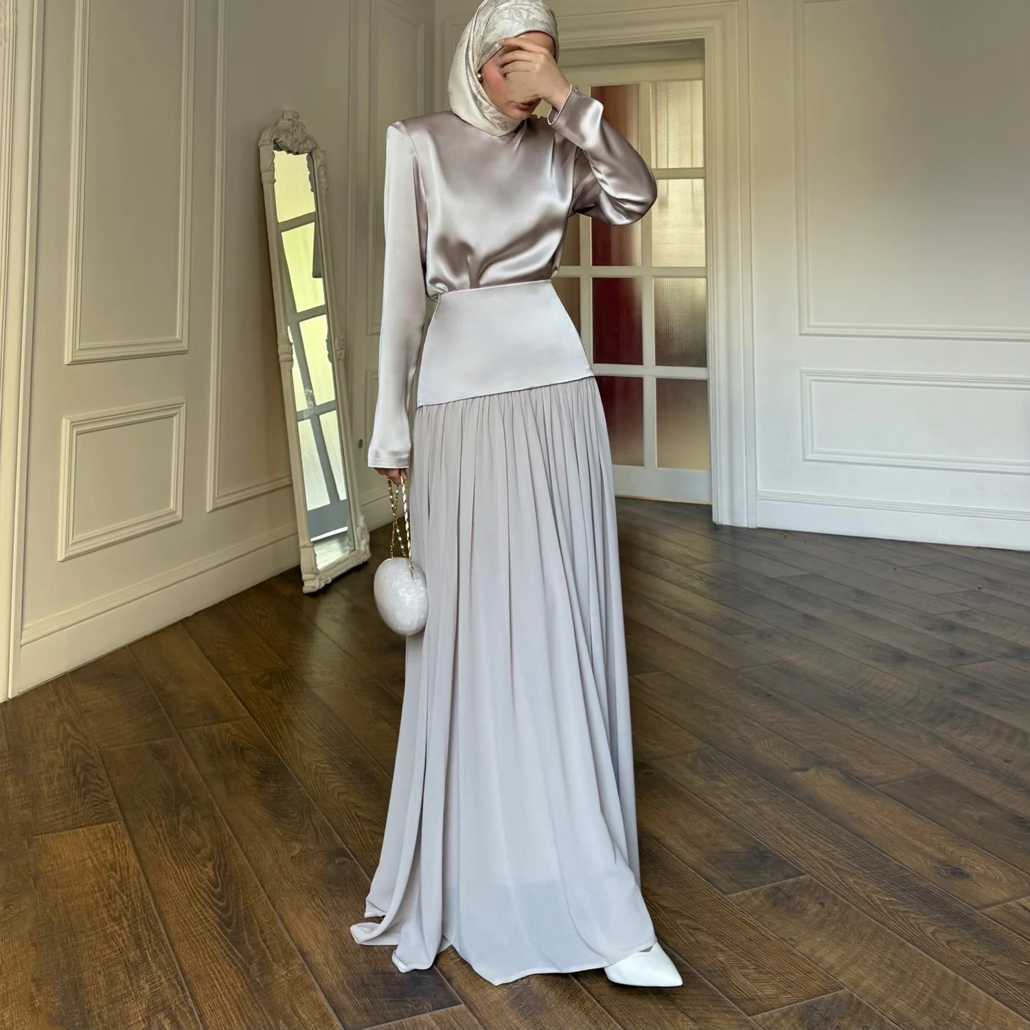 Elegance Silver Pleated Maxi Skirt High Waist Silk Satin Brown Chiffon Formal Skirt for Evening Prom Wedding Long Skirt Custom
Elegance Silver Pleated Maxi Skirt High Waist Silk Satin Brown Chiffon Formal Skirt for Evening Prom Wedding Long Skirt Custom