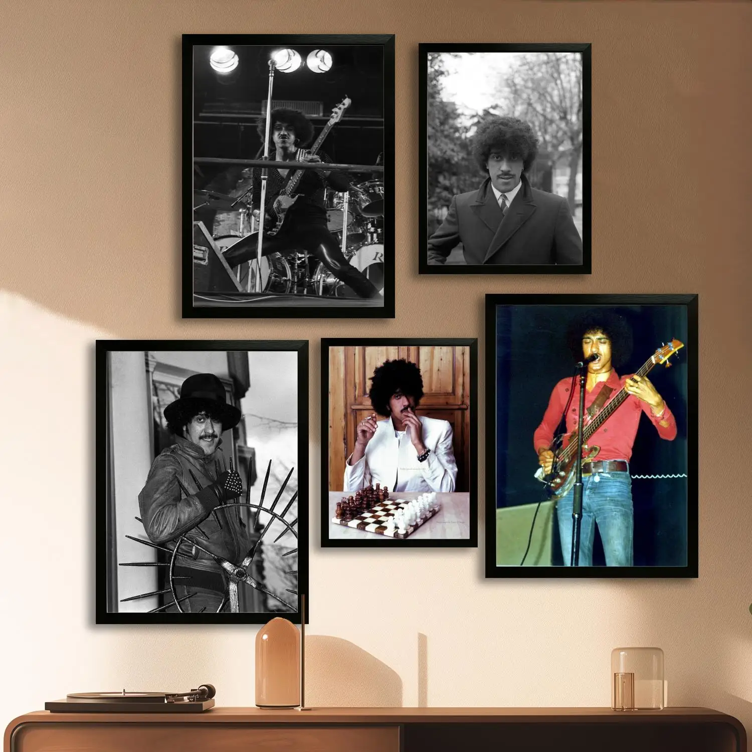 Плакат на холсте Phil Lynott и настенное искусство, печать с изображением, современный семейный декор для спальни, декоративная живопись
Плакат на холсте Phil Lynott и настенное искусство, печать с изображением, современный семейный декор для спальни, декоративная живопись