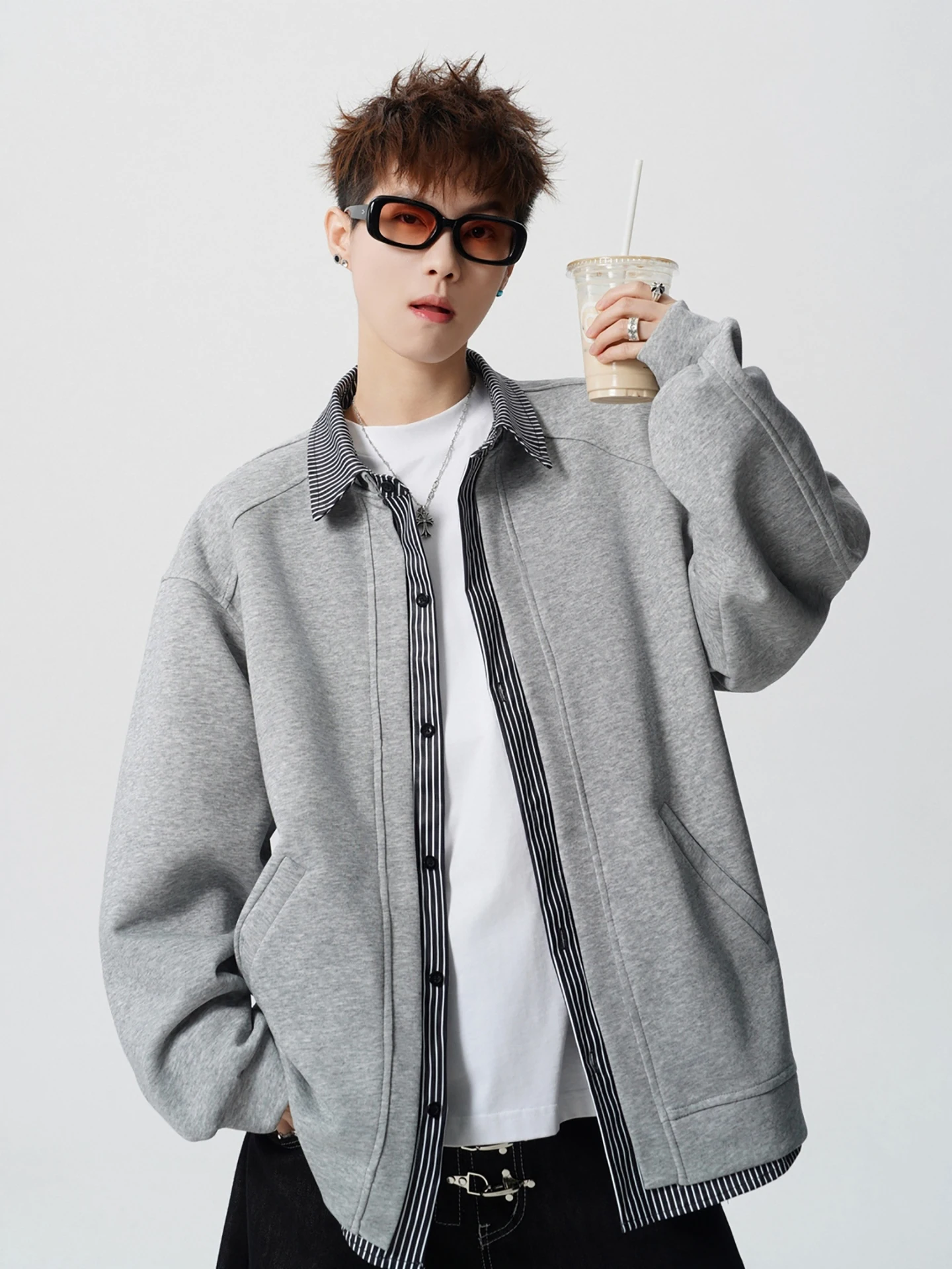 Boyue Trendy Brand Youthful Striped Patchwork irt Loose Fit Long Sve Casual Outerwear for Men Simple Sle Spring Autumn
Boyue Trendy Brand Youthful Striped Patchwork irt Loose Fit Long Sve Casual Outerwear for Men Simple Sle Spring Autumn