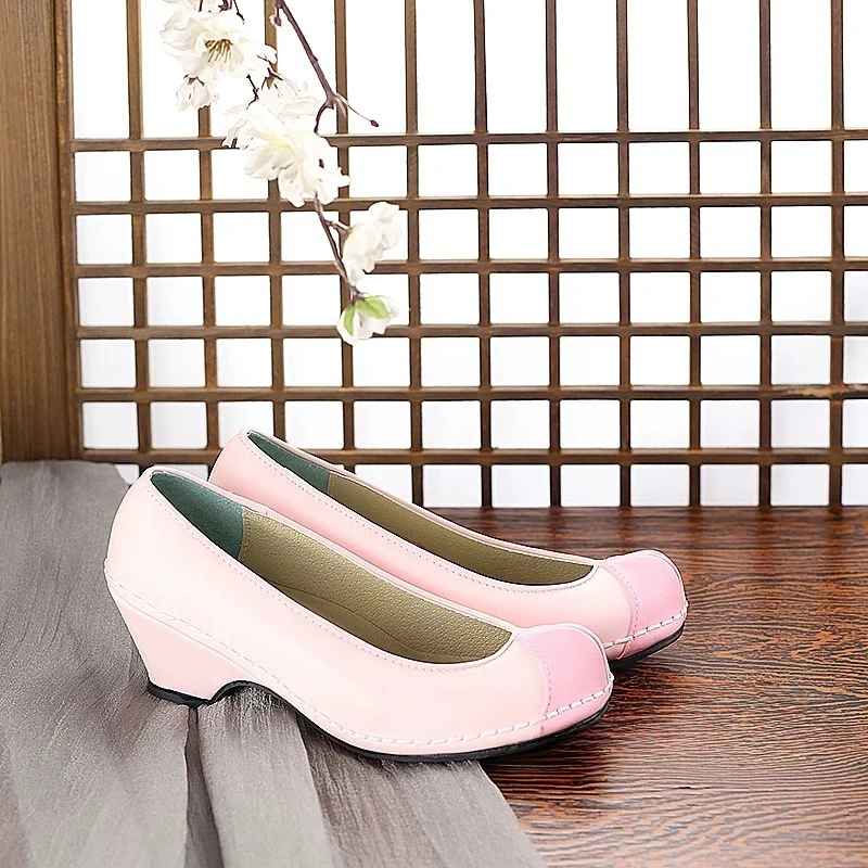 Women Hanbok Hook Shoes 5cm Heel Hand-sewn Craft Shoes 225-255mm Comfortable
Women Hanbok Hook Shoes 5cm Heel Hand-sewn Craft Shoes 225-255mm Comfortable