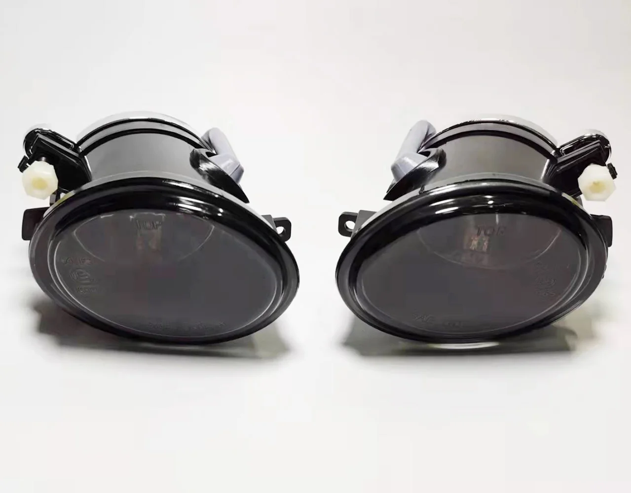 For BMW E46 01-06 3 Series M3 00-03 E39 M5 1995-2004 Front Bumper Fog Light with bulbs Halogen Lamps Pair Smoke lens
For BMW E46 01-06 3 Series M3 00-03 E39 M5 1995-2004 Front Bumper Fog Light with bulbs Halogen Lamps Pair Smoke lens